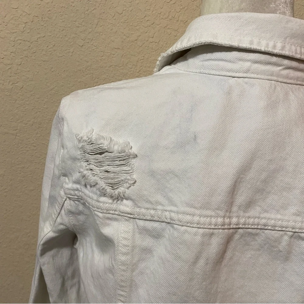 Zara White Jacket Cropped Distressed Frayed Hem Denim Button Front Size Small